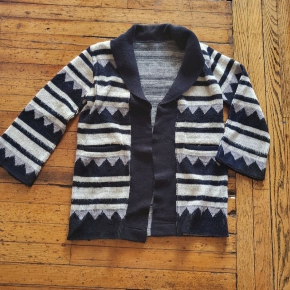 Vintage Knit Black, Gray‎ and White Striped Bell Sleeve Cardigan Sweater